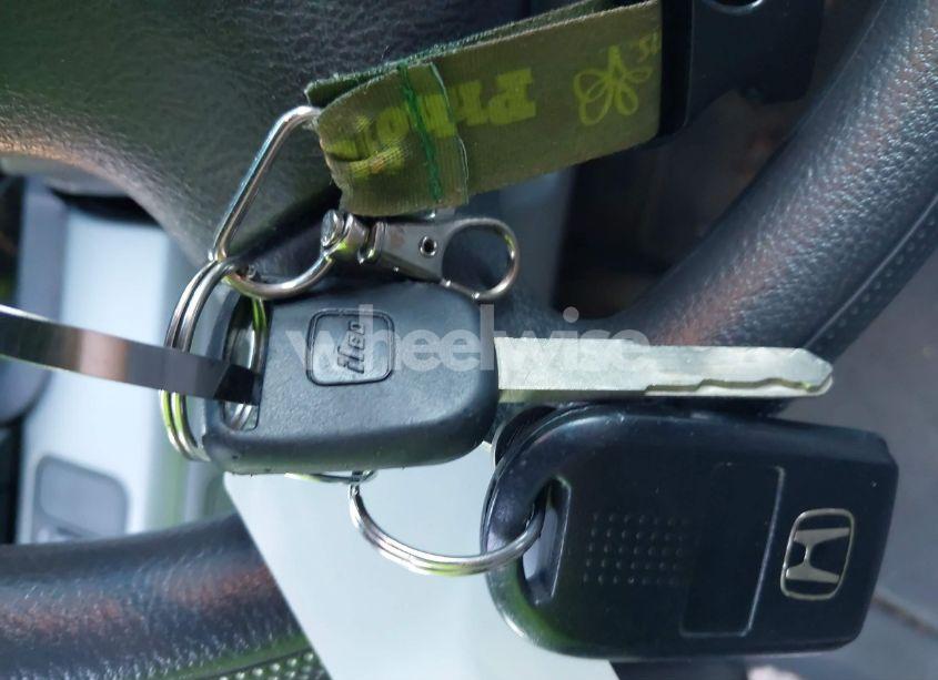 Photo 11 of 2010 Honda Odyssey EX (VIN 5FNRL3H5XAB014748)