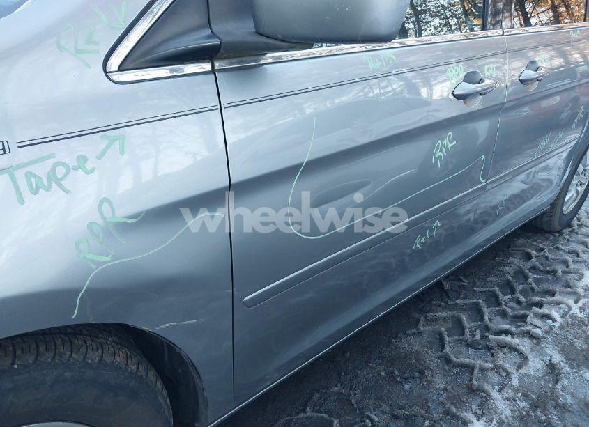 Photo 6 of 2010 Honda Odyssey EX (VIN 5FNRL3H5XAB014748)