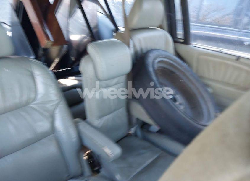 Photo 8 of 2010 Honda Odyssey EX-L (VIN 5FNRL3H60AB016484)