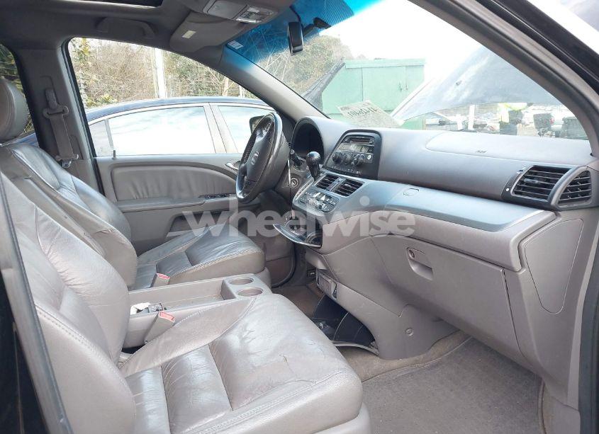 Photo 5 of 2010 Honda Odyssey EX-L (VIN 5FNRL3H60AB054894)