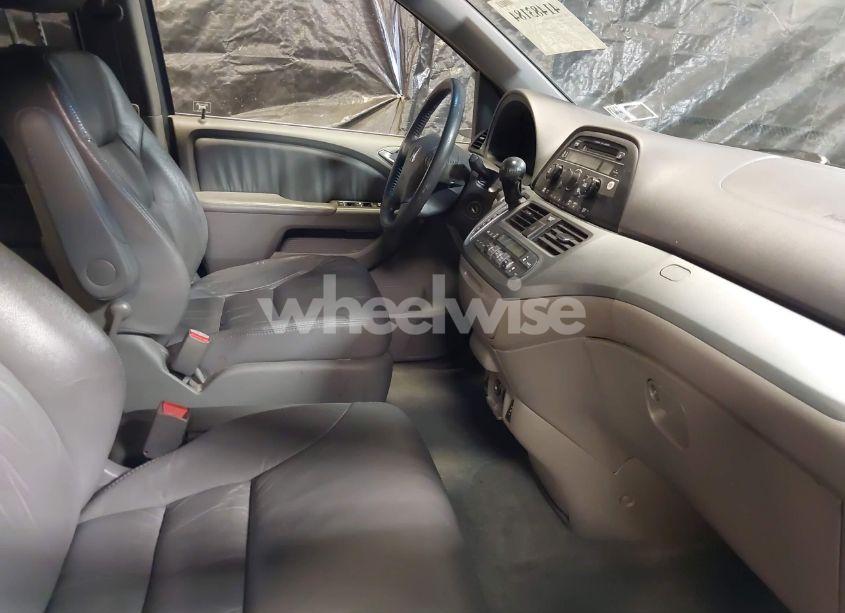 Photo 5 of 2010 Honda Odyssey EX-L (VIN 5FNRL3H61AB030734)