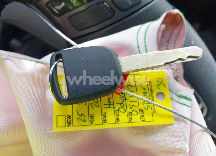 Photo 11 of 2010 Honda Odyssey EX-L (VIN 5FNRL3H61AB051177)