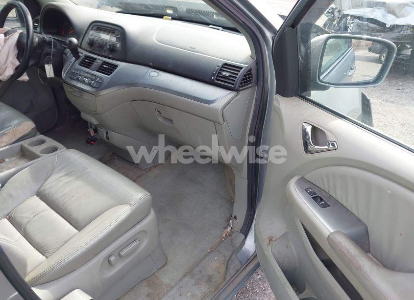 Photo 5 of 2010 Honda Odyssey EX-L (VIN 5FNRL3H61AB051177)