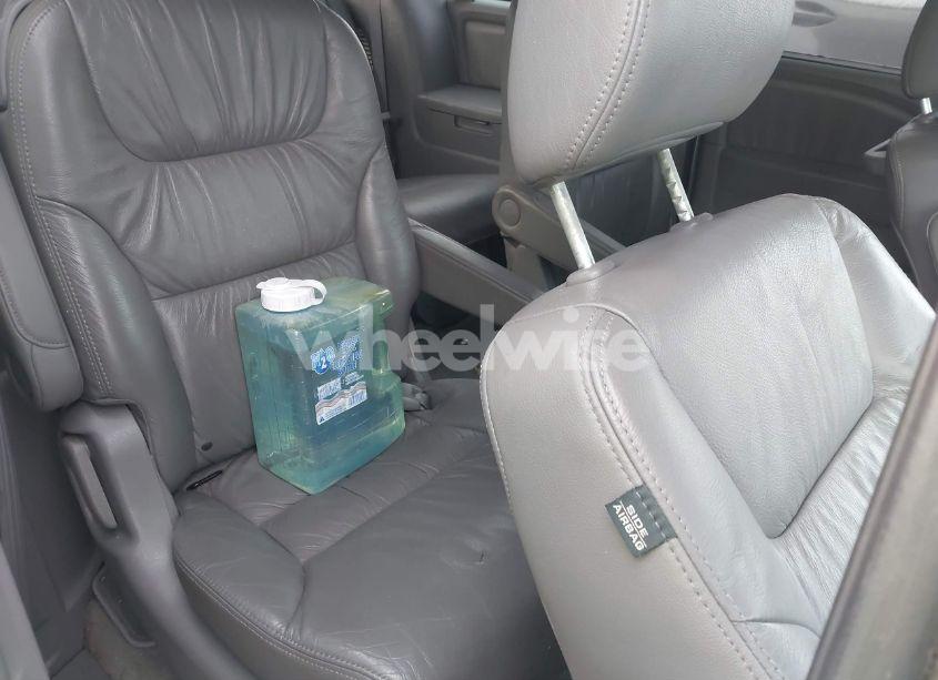 Photo 8 of 2010 Honda Odyssey EX-L (VIN 5FNRL3H61AB067721)