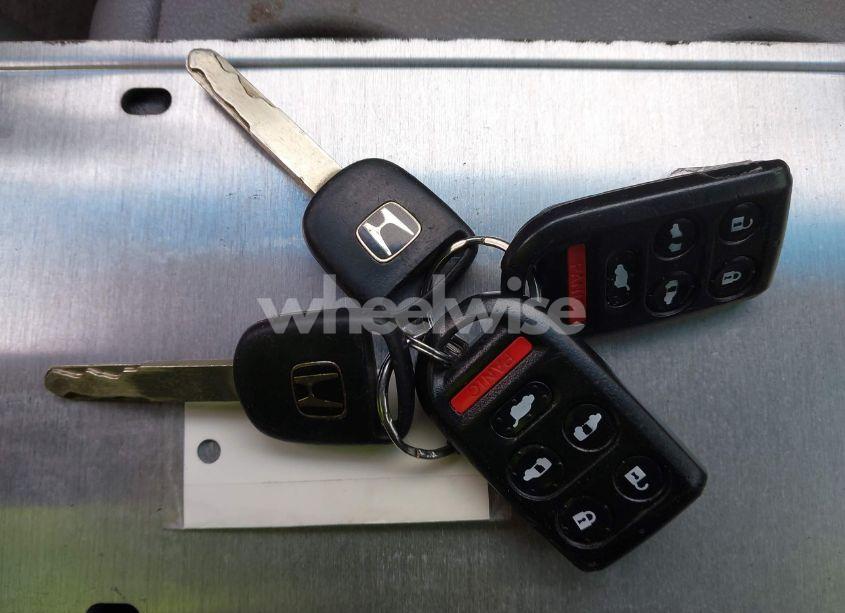 Photo 11 of 2010 Honda Odyssey EX-L (VIN 5FNRL3H62AB037482)