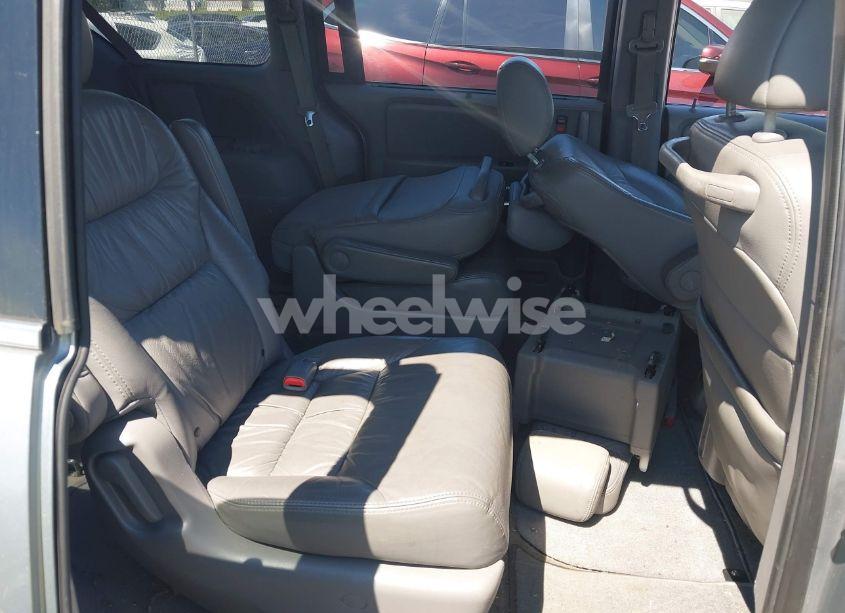 Photo 8 of 2010 Honda Odyssey EX-L (VIN 5FNRL3H62AB103044)