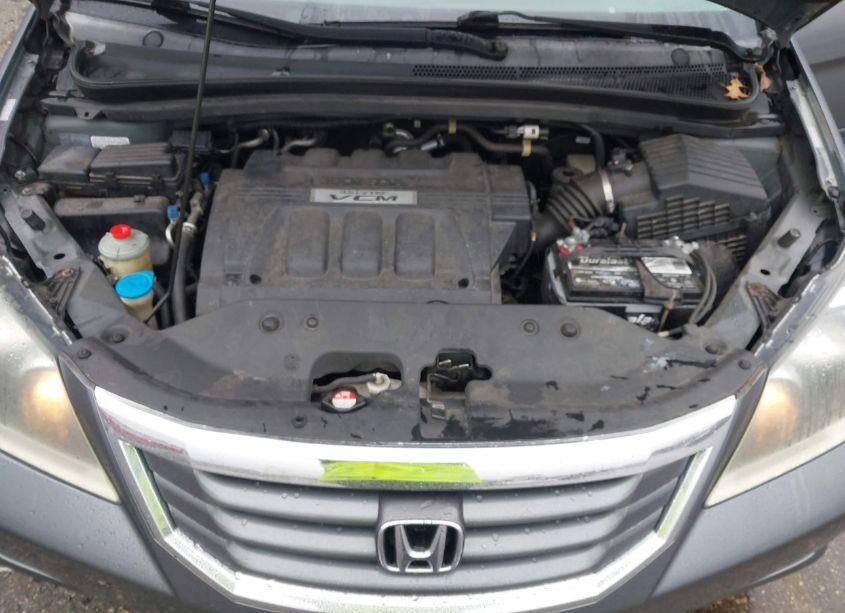 Photo 10 of 2010 Honda Odyssey EX-L (VIN 5FNRL3H63AB021534)