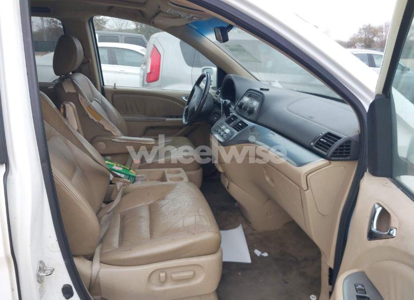 Photo 5 of 2010 Honda Odyssey EX-L (VIN 5FNRL3H63AB032453)