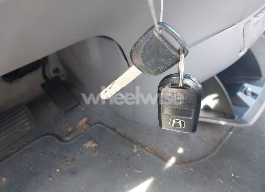 Photo 11 of 2010 Honda Odyssey EX-L (VIN 5FNRL3H63AB081104)