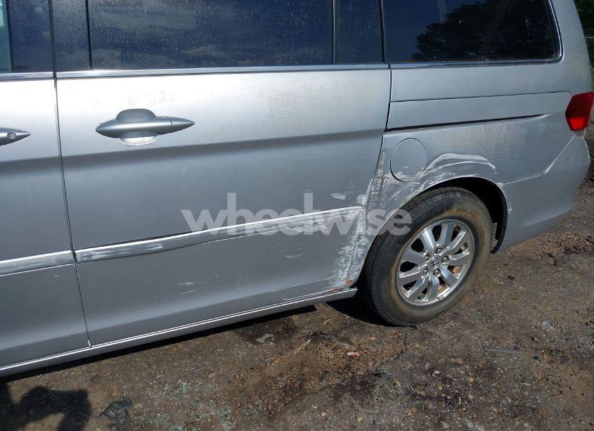 Photo 12 of 2010 Honda Odyssey EX-L (VIN 5FNRL3H63AB081104)