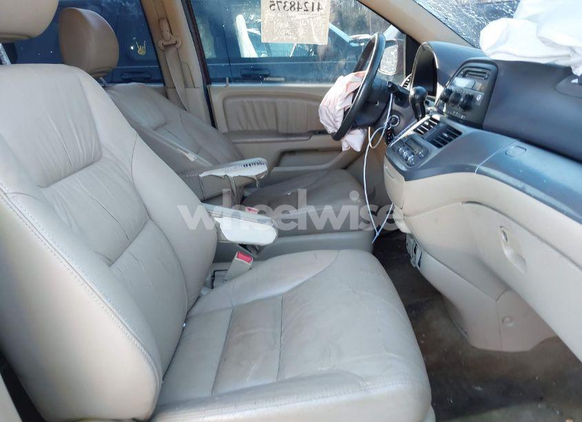 Photo 5 of 2010 Honda Odyssey EX-L (VIN 5FNRL3H64AB013071)