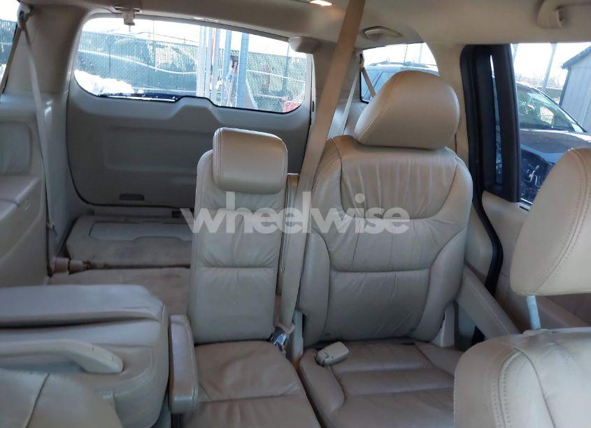 Photo 8 of 2010 Honda Odyssey EX-L (VIN 5FNRL3H64AB013071)