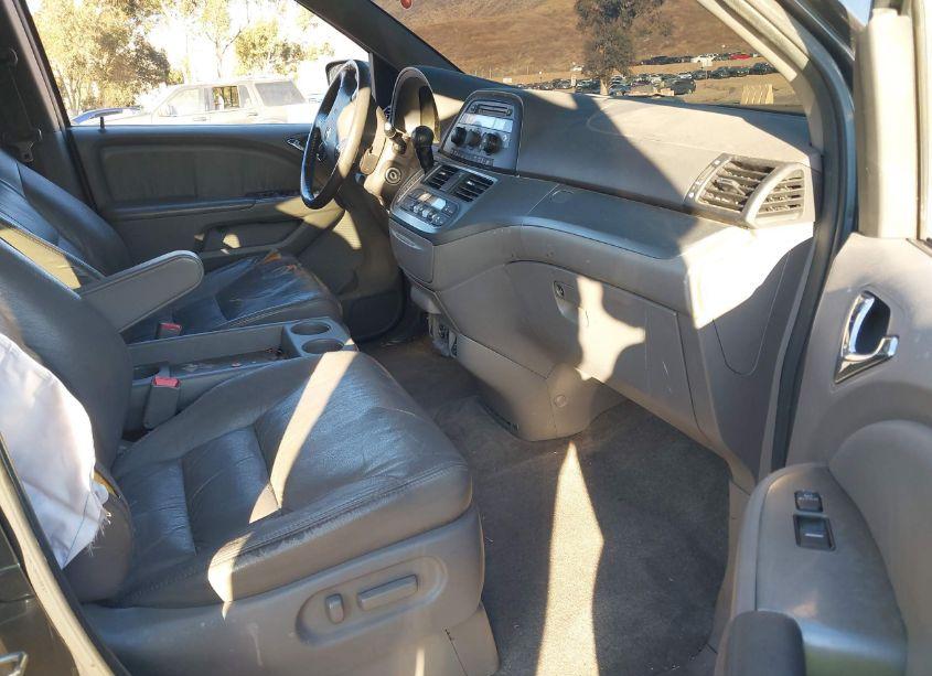 Photo 5 of 2010 Honda Odyssey EX-L (VIN 5FNRL3H64AB044532)