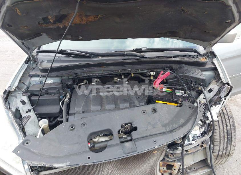 Photo 10 of 2010 Honda Odyssey EX-L (VIN 5FNRL3H65AB011099)