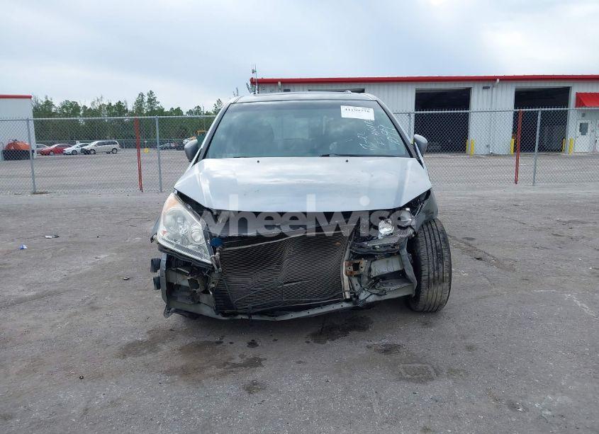 Photo 12 of 2010 Honda Odyssey EX-L (VIN 5FNRL3H65AB011099)