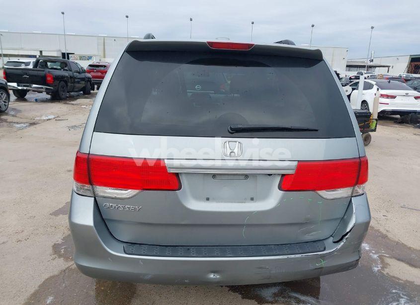 Photo 16 of 2010 Honda Odyssey EX-L (VIN 5FNRL3H65AB056818)