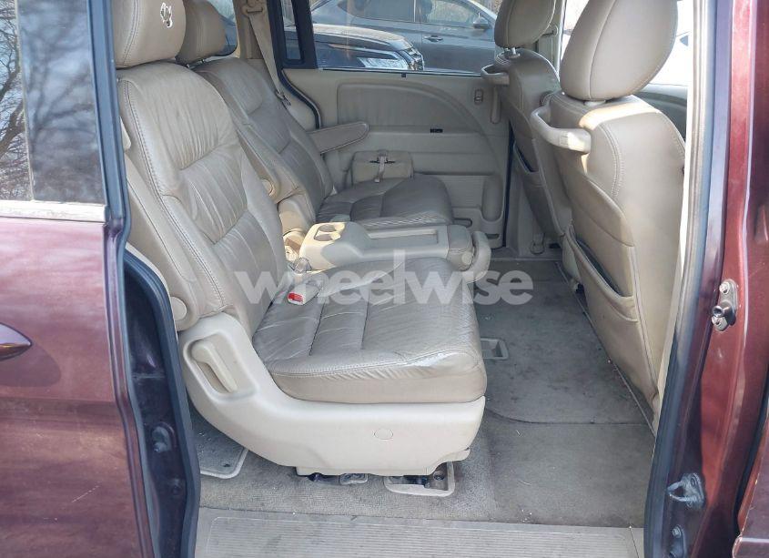 Photo 8 of 2010 Honda Odyssey EX-L (VIN 5FNRL3H65AB064479)