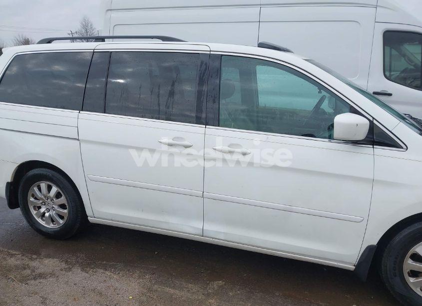 Photo 14 of 2010 Honda Odyssey EX-L (VIN 5FNRL3H65AB069293)