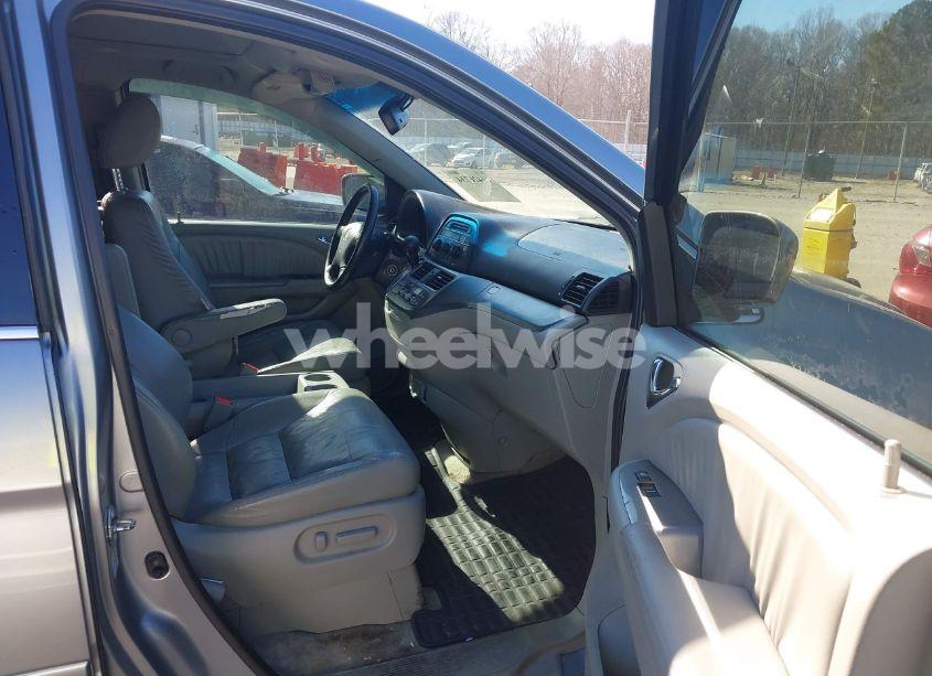 Photo 5 of 2010 Honda Odyssey EX-L (VIN 5FNRL3H66AB016490)