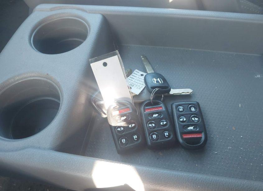 Photo 11 of 2010 Honda Odyssey EX-L (VIN 5FNRL3H66AB046847)