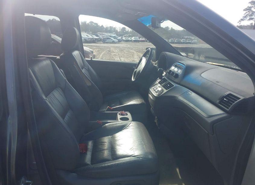 Photo 5 of 2010 Honda Odyssey EX-L (VIN 5FNRL3H66AB046847)