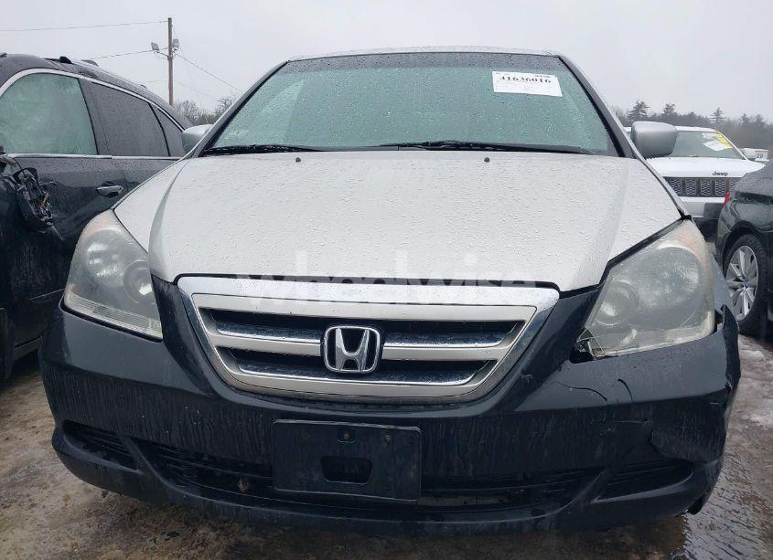 Photo 6 of 2010 Honda Odyssey EX-L (VIN 5FNRL3H66AB068721)