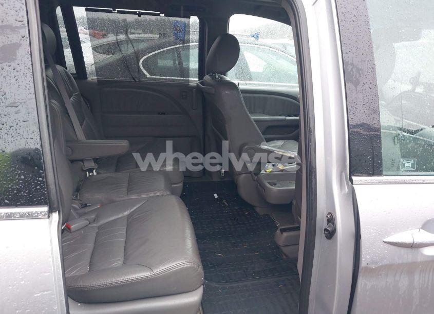 Photo 8 of 2010 Honda Odyssey EX-L (VIN 5FNRL3H66AB068721)