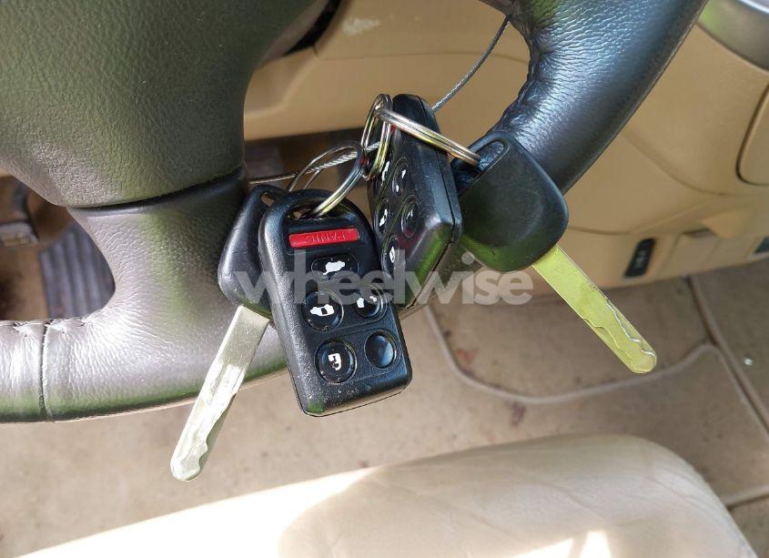 Photo 11 of 2010 Honda Odyssey EX-L (VIN 5FNRL3H67AB003148)