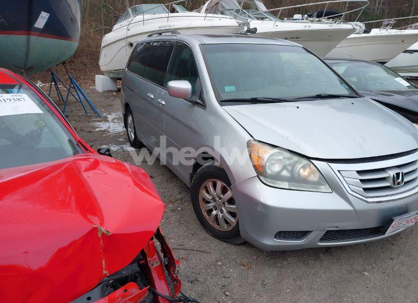 2010 Honda Odyssey EX-L (VIN 5FNRL3H67AB025747) main photo