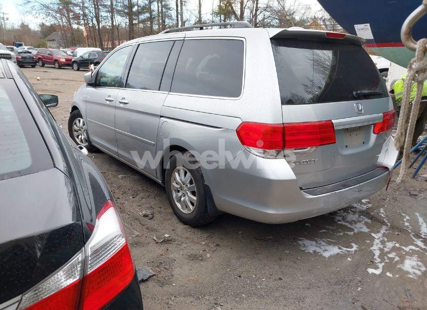 Photo 3 of 2010 Honda Odyssey EX-L (VIN 5FNRL3H67AB025747)