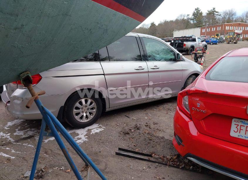 Photo 4 of 2010 Honda Odyssey EX-L (VIN 5FNRL3H67AB025747)