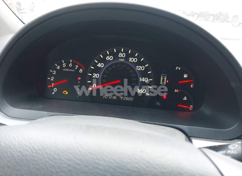 Photo 7 of 2010 Honda Odyssey EX-L (VIN 5FNRL3H67AB025747)