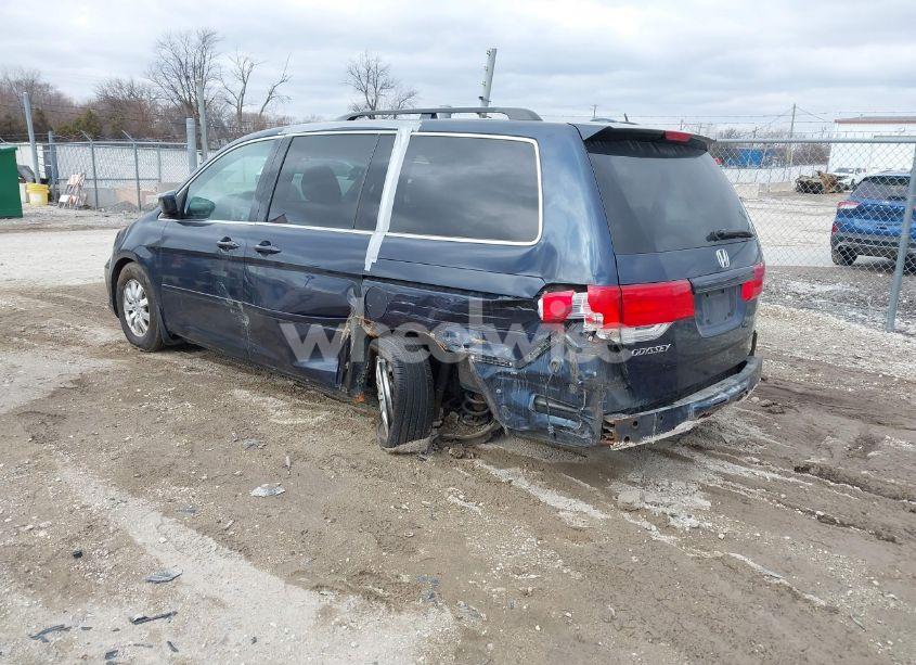 Photo 3 of 2010 Honda Odyssey EX-L (VIN 5FNRL3H67AB057923)