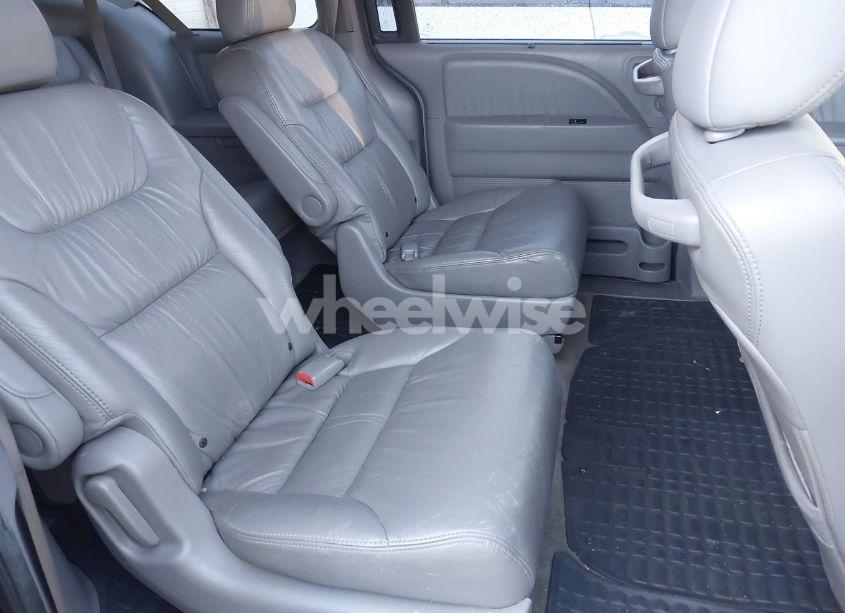 Photo 8 of 2010 Honda Odyssey EX-L (VIN 5FNRL3H67AB075645)