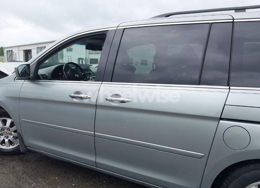 Photo 14 of 2010 Honda Odyssey EX-L (VIN 5FNRL3H67AB085642)