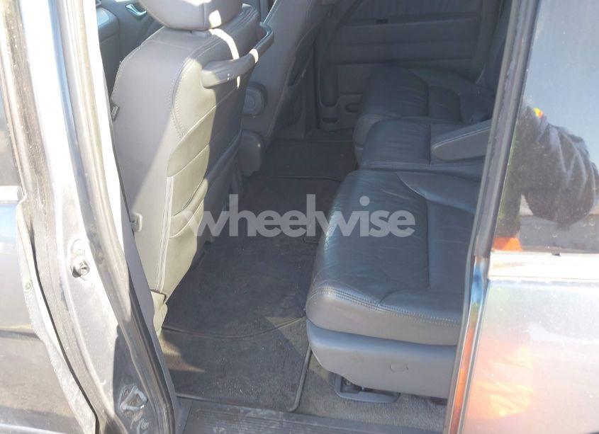 Photo 8 of 2010 Honda Odyssey EX-L (VIN 5FNRL3H68AB038541)