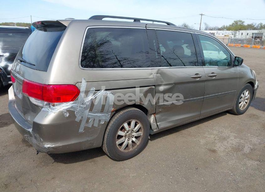 Photo 4 of 2010 Honda Odyssey EX-L (VIN 5FNRL3H68AB055744)