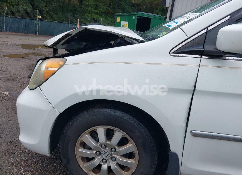 Photo 6 of 2010 Honda Odyssey EX-L (VIN 5FNRL3H68AB110418)