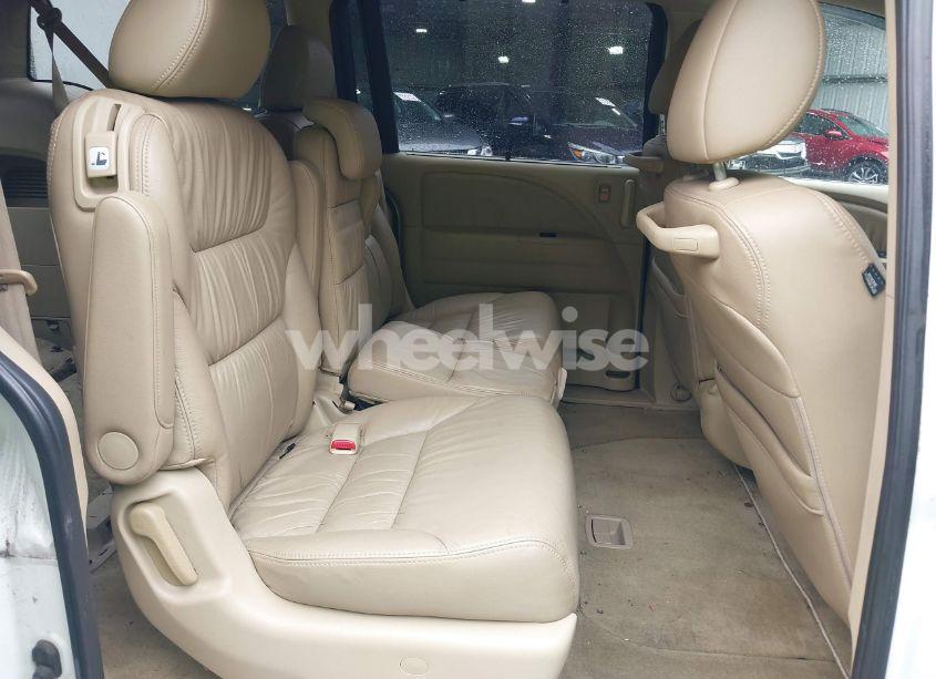 Photo 8 of 2010 Honda Odyssey EX-L (VIN 5FNRL3H68AB110418)