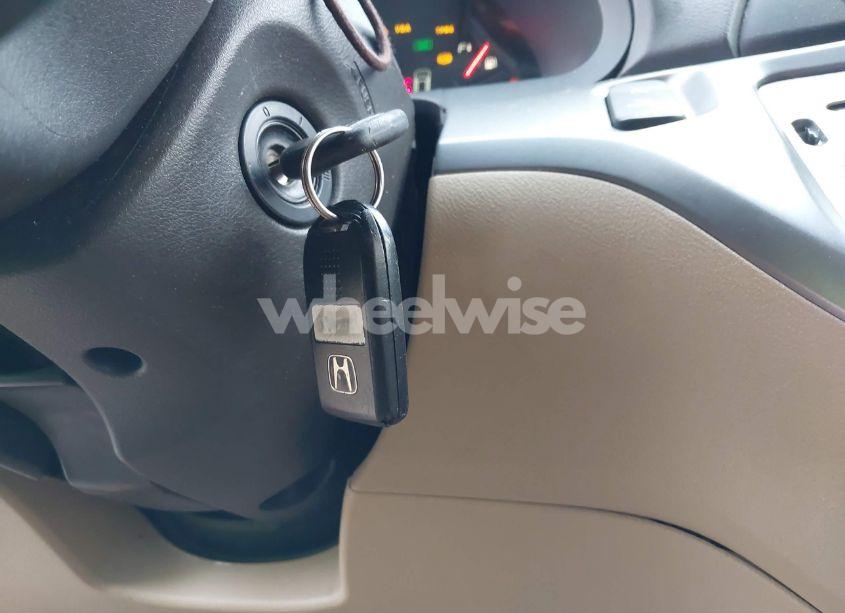 Photo 11 of 2010 Honda Odyssey EX-L (VIN 5FNRL3H69AB055591)