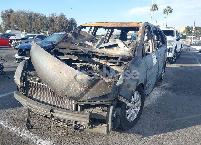 Photo 2 of 2010 Honda Odyssey EX-L (VIN 5FNRL3H69AB075629)