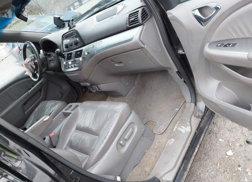 Photo 5 of 2010 Honda Odyssey EX-L (VIN 5FNRL3H6XAB034121)