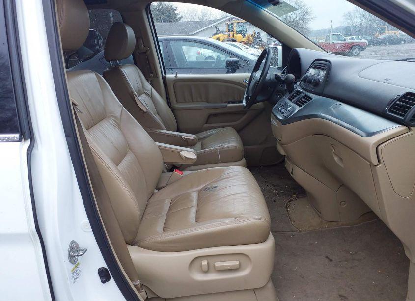 Photo 5 of 2010 Honda Odyssey EX-L (VIN 5FNRL3H6XAB069399)