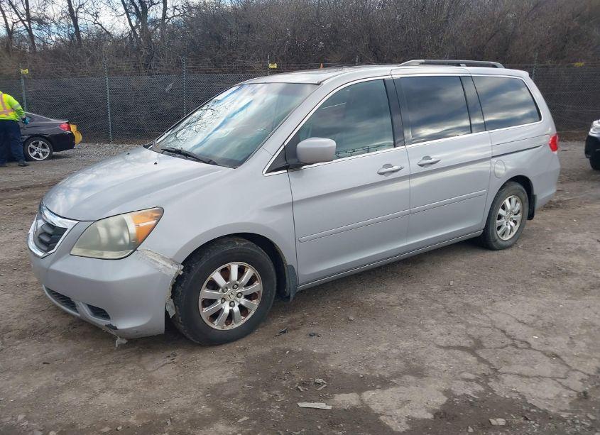 Photo 2 of 2010 Honda Odyssey EX-L (VIN 5FNRL3H6XAB082573)