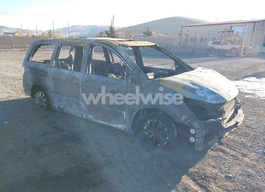 2010 Honda Odyssey EX-L (VIN 5FNRL3H6XAB101140) main photo