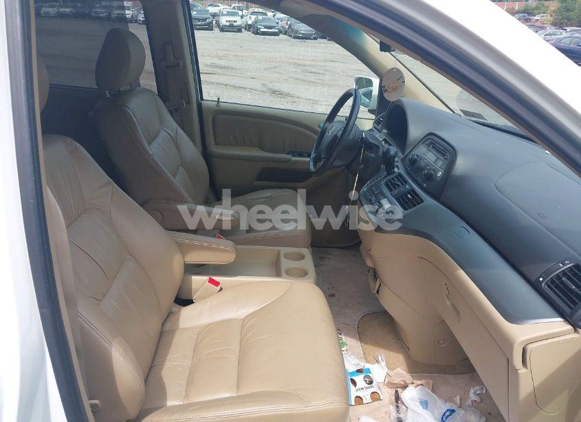 Photo 5 of 2010 Honda Odyssey EX-L (VIN 5FNRL3H6XAB110453)