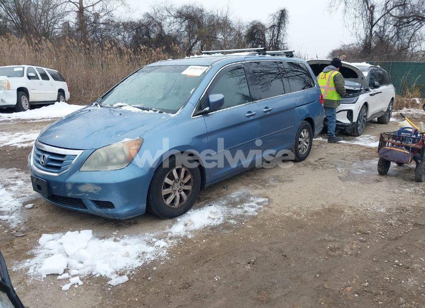 Photo 2 of 2010 Honda Odyssey EX-L (VIN 5FNRL3H70AB065743)