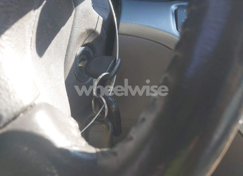 Photo 11 of 2010 Honda Odyssey EX-L (VIN 5FNRL3H71AB059434)