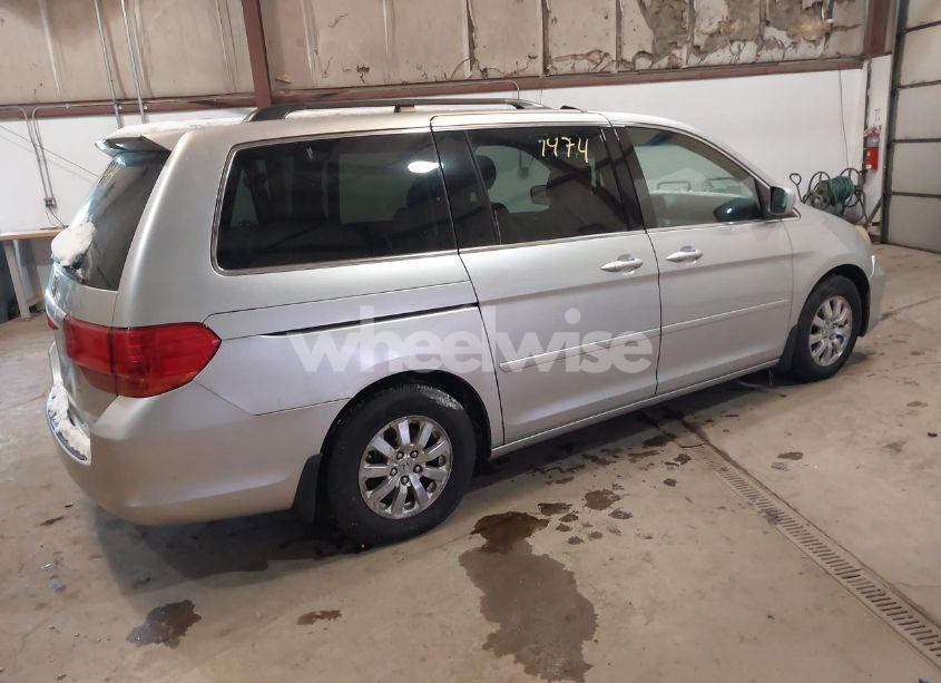 Photo 4 of 2010 Honda Odyssey EX-L (VIN 5FNRL3H71AB061264)