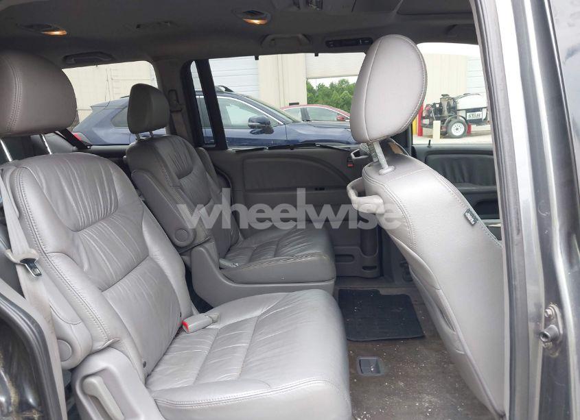 Photo 8 of 2010 Honda Odyssey EX-L (VIN 5FNRL3H71AB099710)